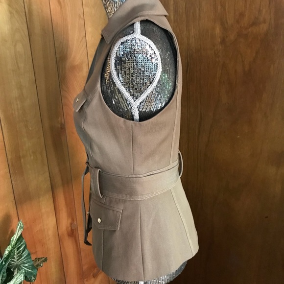 Cache Vest/top with Snap Front - Picture 4 of 6